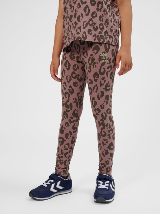 hmlMUSSE TIGHTS, TWILIGHT MAUVE, model