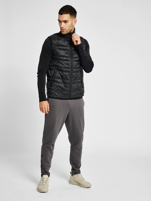 hmlPAX PUFF WAISTCOAT, 2001, model