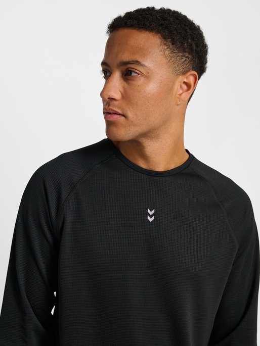 hmlPULSE PERFORMANCE MIDLAYER, BLACK, model