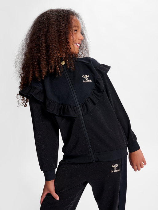 hmlMAGDA ZIP JACKET, 2001, model