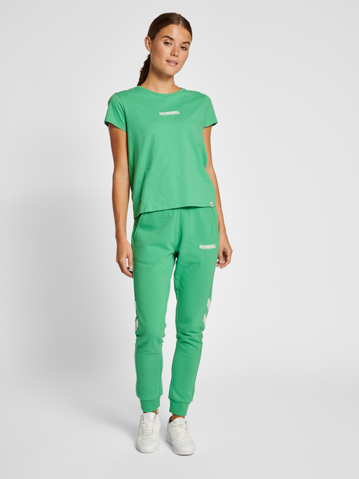 hmlLEGACY WOMAN TAPERED PANTS, GREEN SPRUCE, model
