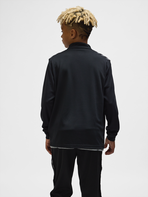 hmlAUTHENTIC HALF ZIP SWEAT KIDS, BLACK, model