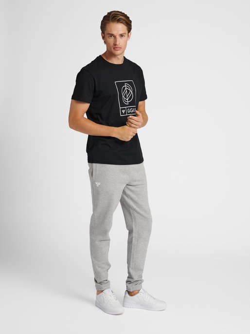 hmlGG12 T-SHIRT S/S, 2001, model