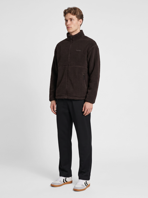hmlSHERPA FLEECE, AFTER DARK, model