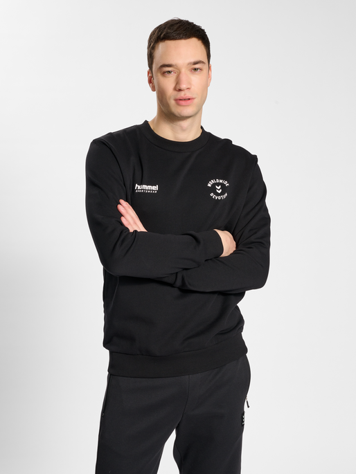 hmlLGC DEVOTION SWEATSHIRT, 2001, model