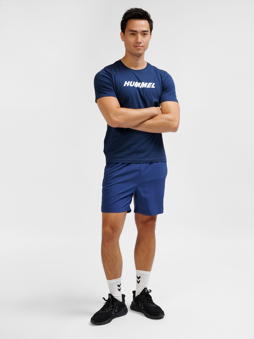 hmlELEMENTAL LOGO COTTON TEE, DRESS BLUES, model