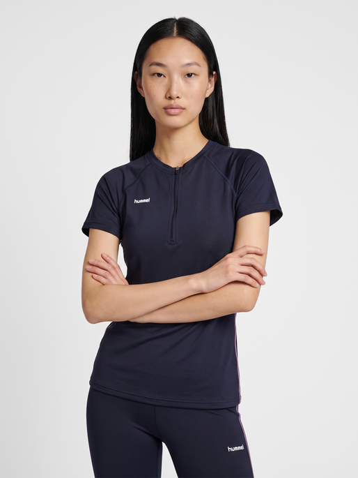 hmlPRIMA W HALF ZIP T-SHIRT S/S, NIGHT SKY, model