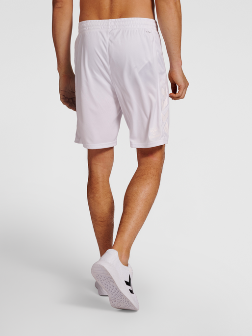 hmlCORE XK POLY SHORTS, WHITE/WHITE, model