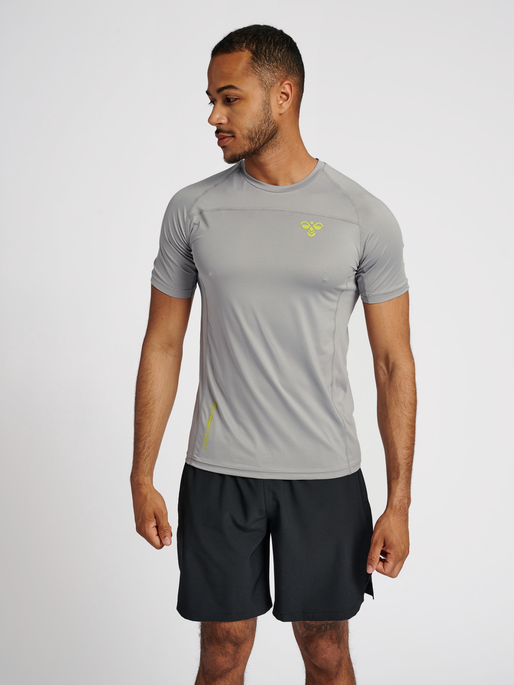 hmlGG12 TRAINING TEE S/S, 1100, model