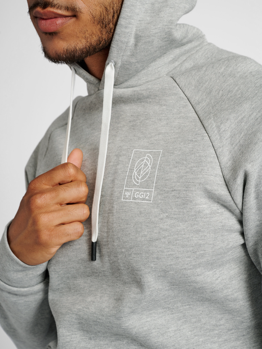 hmlGG12 SWEAT HOODIE, 2006, model