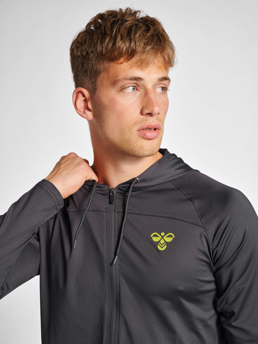 hmlGG12 TRAINING HOODIE, FORGED IRON, model