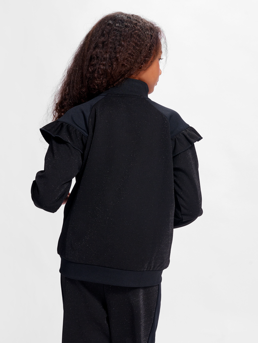 hmlMAGDA ZIP JACKET, 2001, model