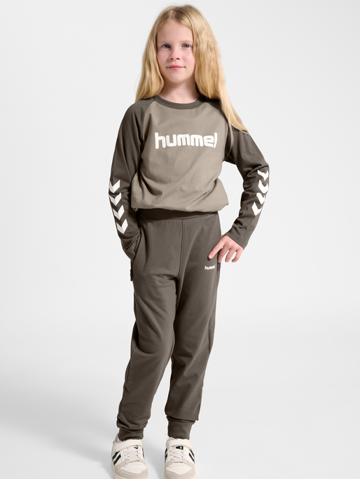 hmlJR REGULAR ADJ WAIST PANTS, DARK NIGHT, model