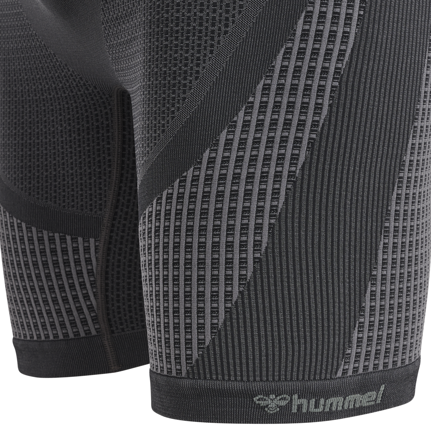 hmlMT OLLI SEAMLESS TIGHT SHORTS, BLACK/ASPHALT MELANGE, packshot