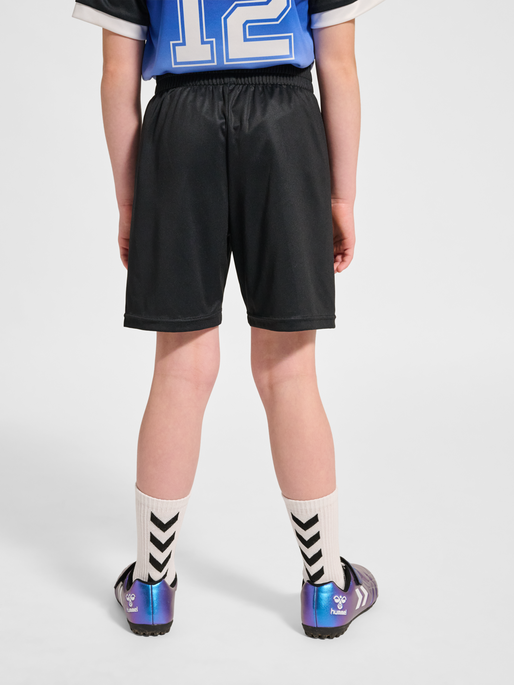 hmlSHIMMER SHORTS, BLACK/WHITE, model