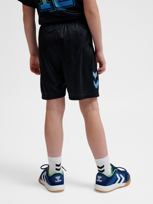 hmlSHIMMER SET, BLACK, model