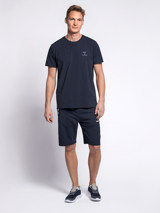 hmlSIGGE T-SHIRT S/S, 1009, model