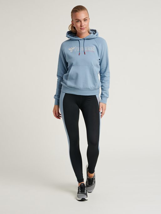 hmlNONI HOODIE, 7986, model