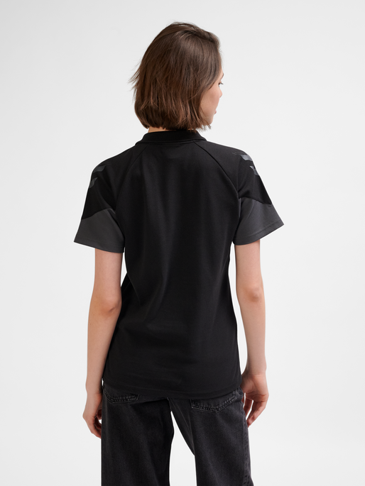 hmlTRAVEL POLO WOMAN, BLACK, model