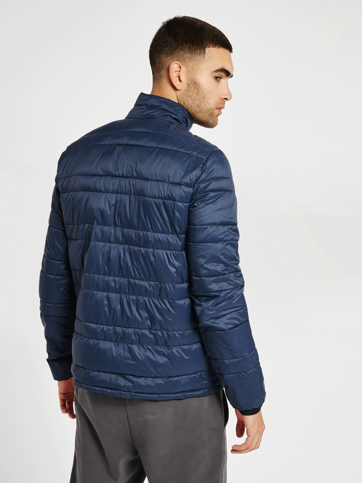 hmlPAX PUFF JACKET, 7429, model
