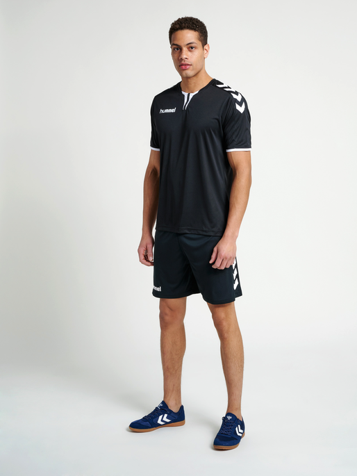 CORE POLY SHORTS, BLACK PR, model