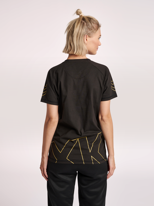 hmlCIMA XK T-SHIRT S/S WOMAN, BLACK, model