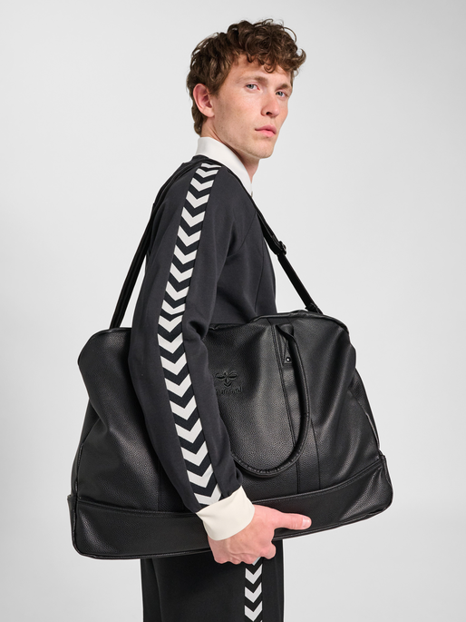 hmlROOT LARGE BAG, BLACK, model