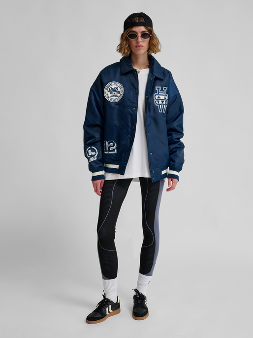 hmlLETTERMAN JACKET HSW, DRESS BLUES, model