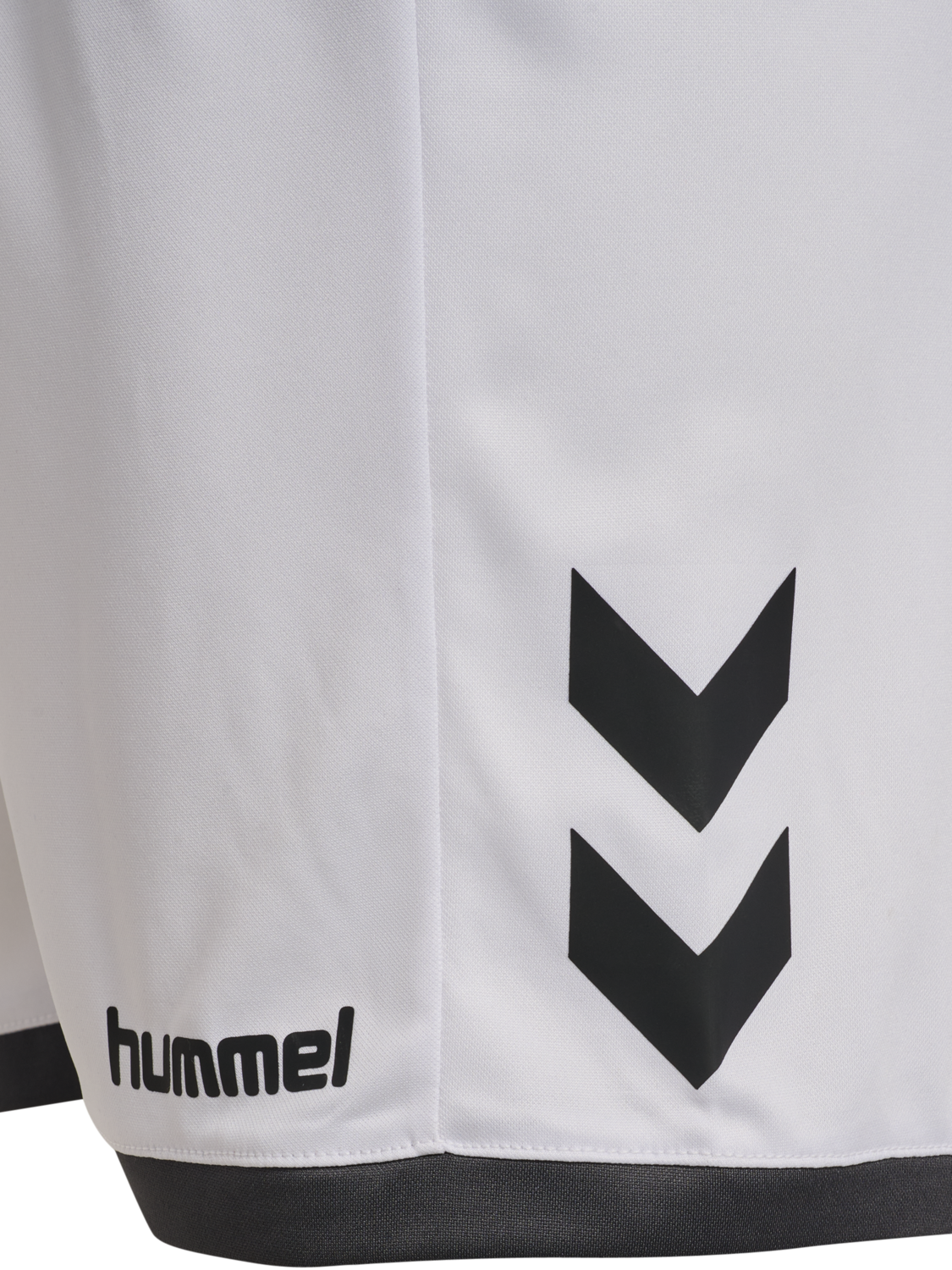 hmlBLAZE CLUB 26 POLY SHORTS, WHITE/ASPHALT, packshot