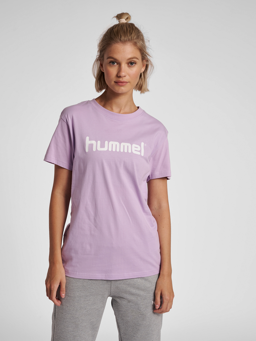 HMLGO COTTON LOGO T-SHIRT WOMAN S/S, ORCHID, model
