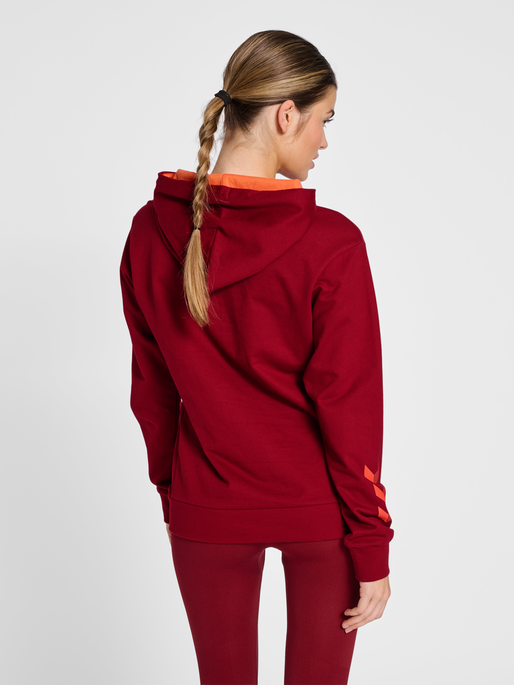 hmlOFFGRID COTTON HOODIE WO, RHUBARB/NASTURTIUM, model