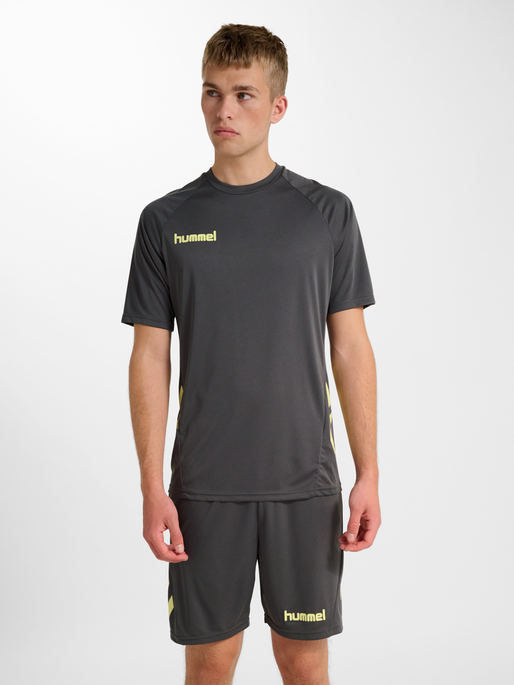 hmlPROMO SET, BLACKENED PEARL, model