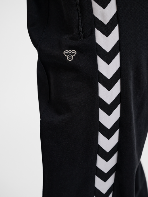hmlARCHIVE REGULAR POLY PANTS, BLACK, model