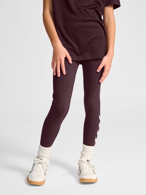 hmlJR LOGO TIGHTS, FUDGE MELANGE, model