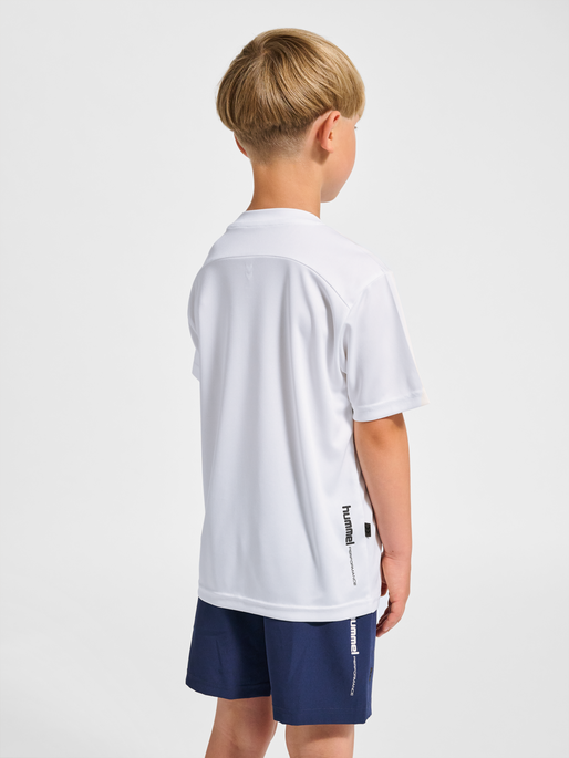hmlJR PULSE TRAINING T-SHIRT, WHITE, model