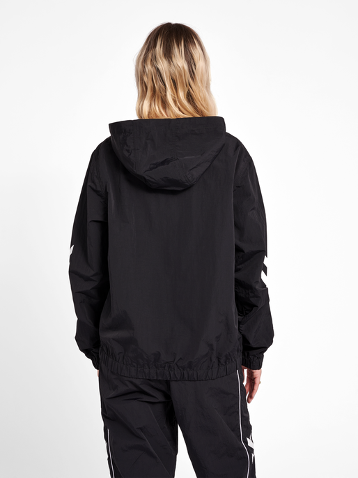 hmlLGC WALTER WOV HALFZIP, 2001, model