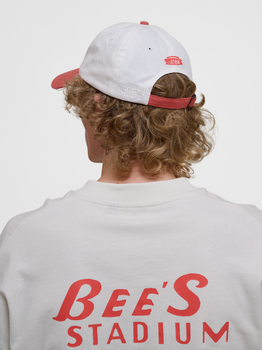 hmlBASEBALL CAP STADIUM, TOFU/PAPRIKA, model