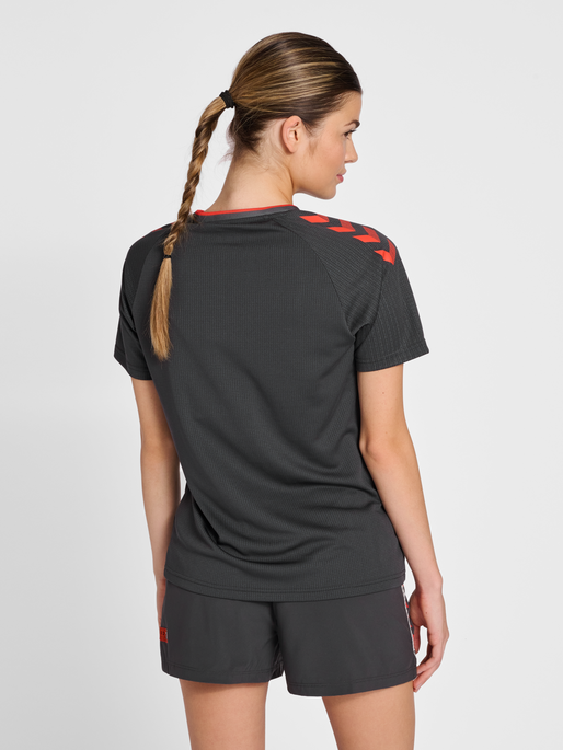 hmlPRO GRID TRAINING JERSEY S/S WO, FORGED IRON/QUIET SHADE, model