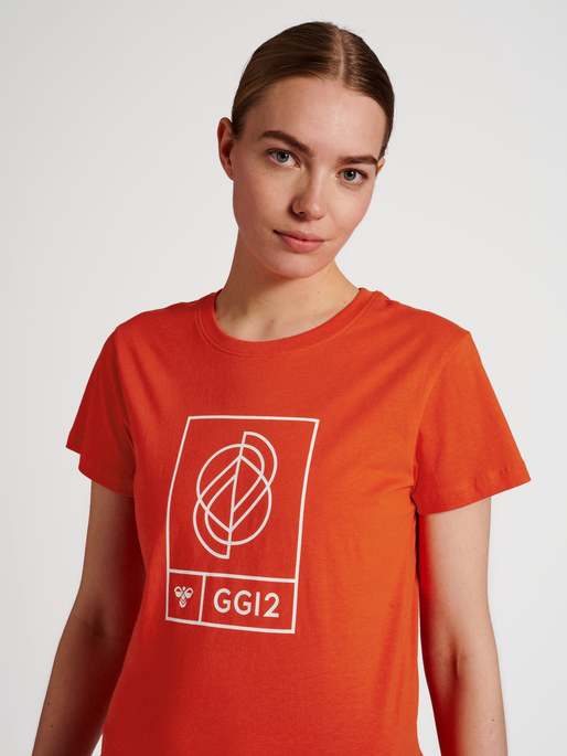 hmlGG12 T-SHIRT S/S WOMAN, 3121, model