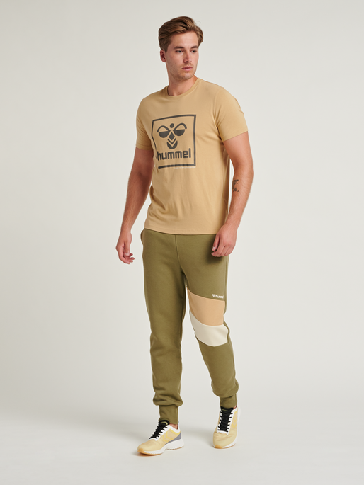 hmlISAM T-SHIRT, 8024, model