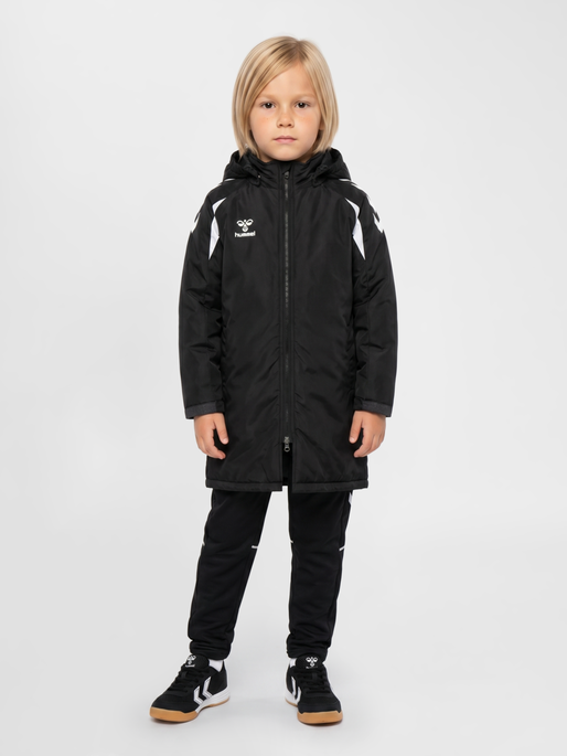 hmlCORE 2.0 BENCH JACKET KIDS, BLACK/WHITE, model