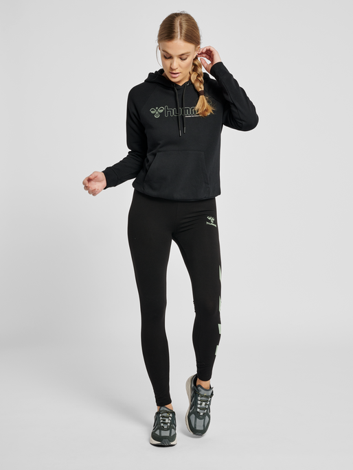 hmlNONI HOODIE, BLACK, model