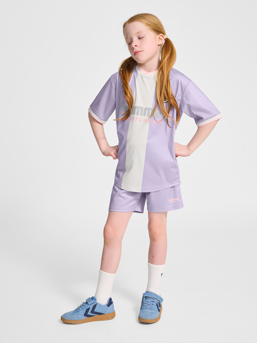 hmlJR BALL SHORTS, LAVENDER, model