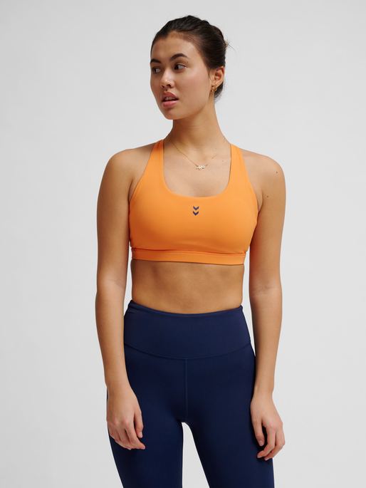 hmlFAST IMPACT STRAP BRA, DUSTY ORANGE, model