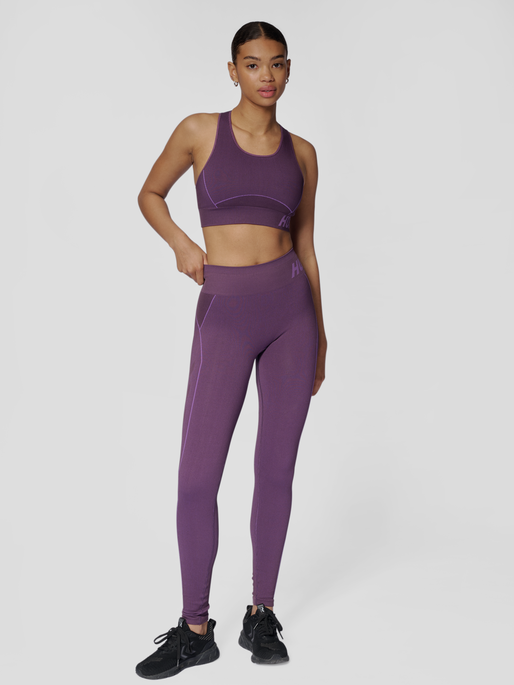 hmlTE CHRISTEL SEAMLESS MW TIGHTS, PLUM PERFECT/BELLFLOWER MELAN, model