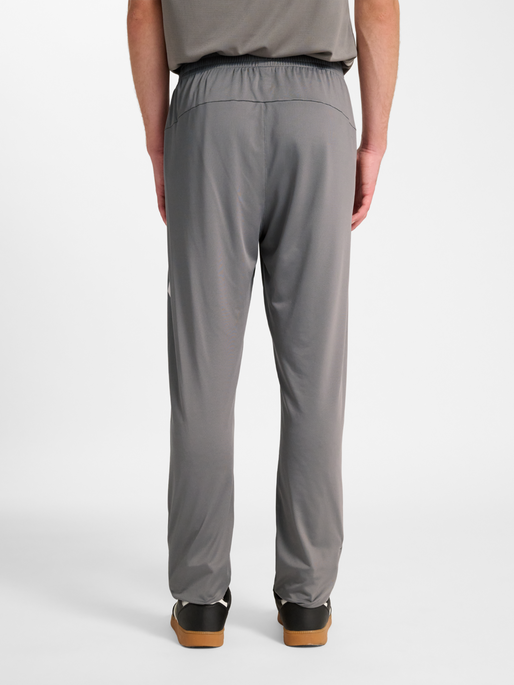 hmlLEAD 2.0 TRAINING PANTS, STEEL GRAY, model