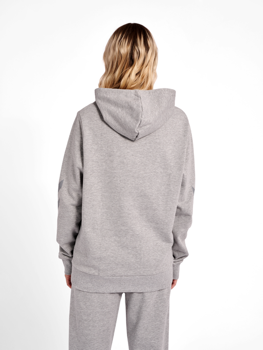 hmlLEGACY LOGO HOODIE, GREY MELANGE, model