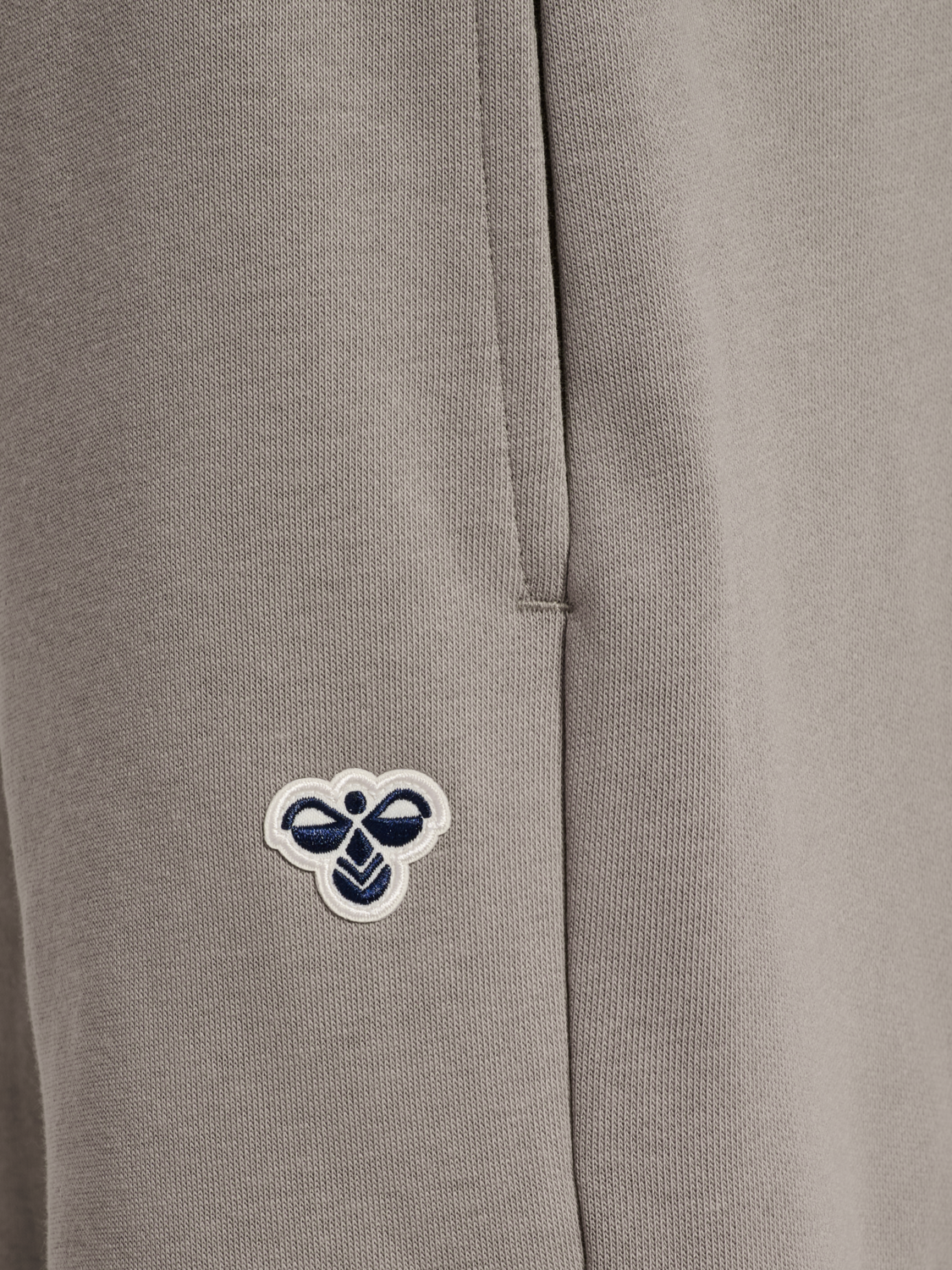 hmlJR LOOSE SWEAT SHORTS BEE, ROCK RIDGE, packshot