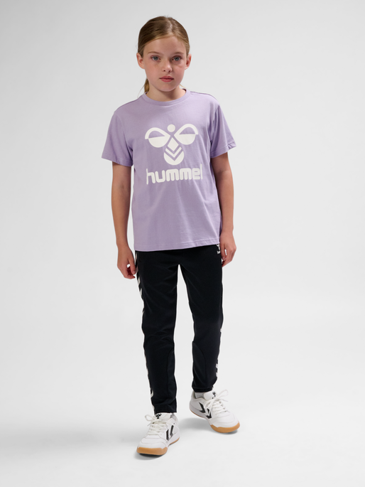 hmlTRES T-SHIRT S/S, LAVENDER GRAY, model