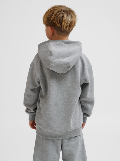 hmlJR LOOSE HOODIE BEE, GREY MELANGE, model